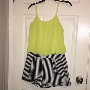 Short romper in excellent condition